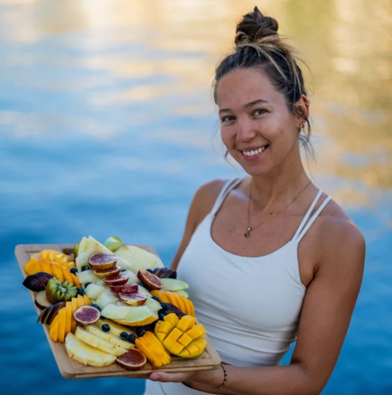 Flavia Elin Conradi, Stewardess, Chef & Filmmaker